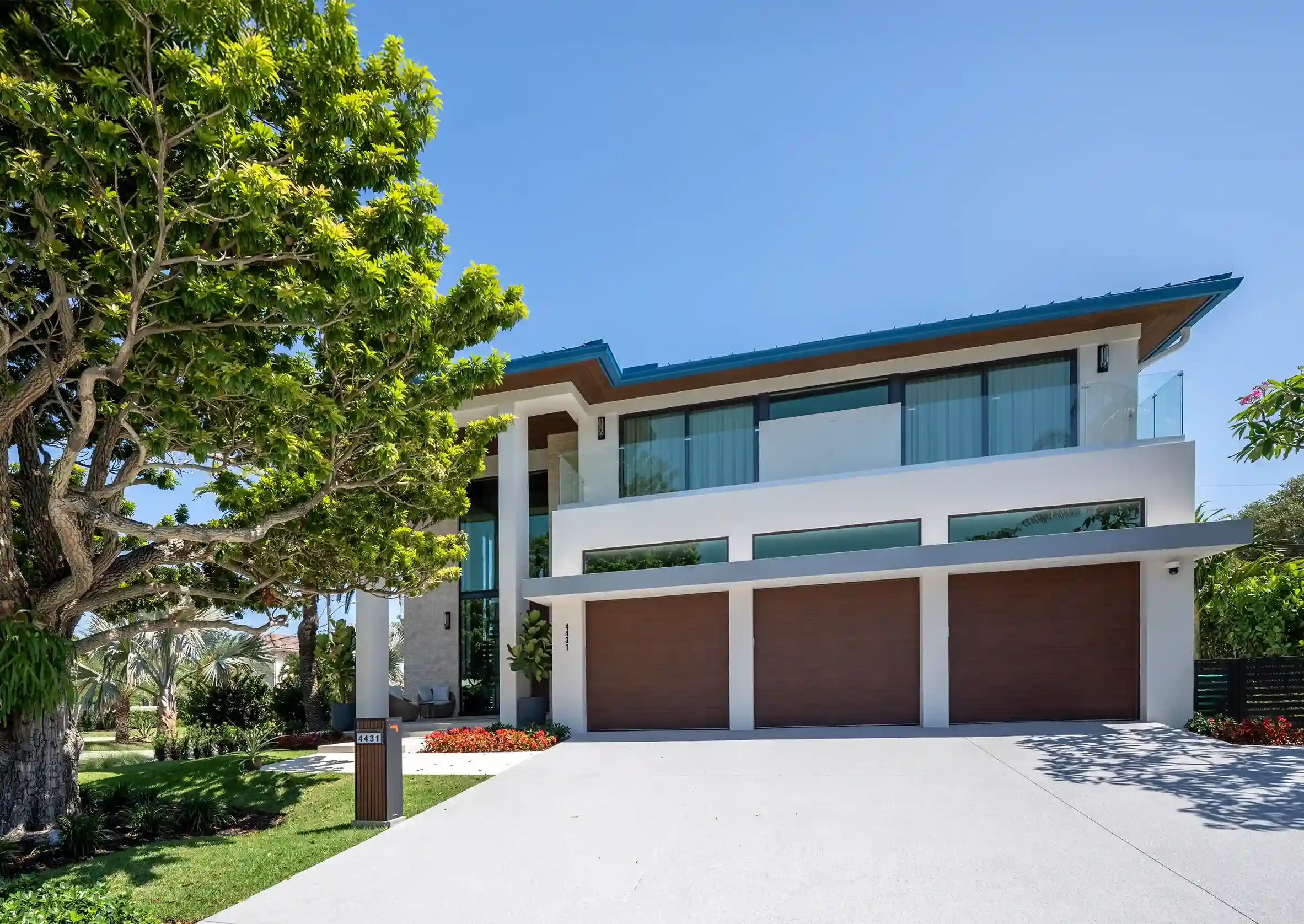 Tradewinds Manor