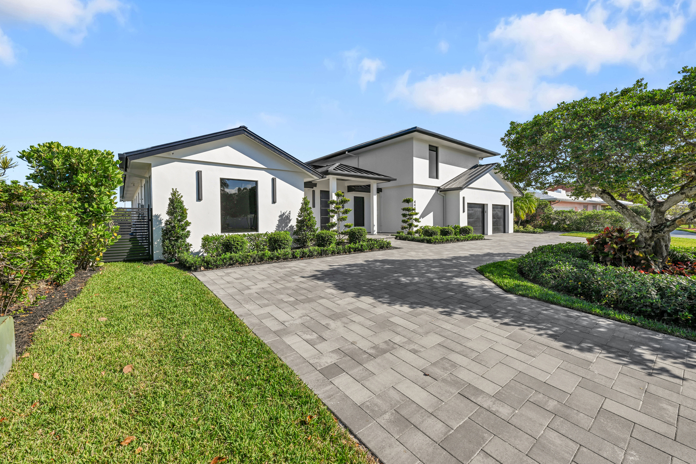 Lighthouse Point Estate