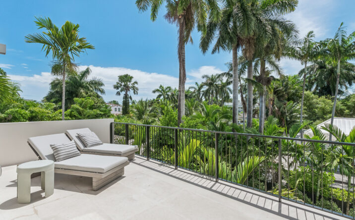 San Marino Interior Outdoor Terrace