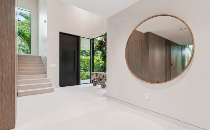 San Marino Interior Hallway & Stairs