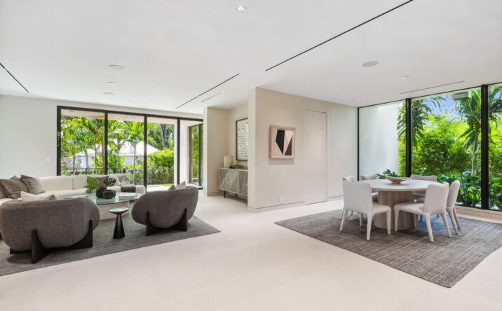 San Marino Interior Dining Area & Living Room