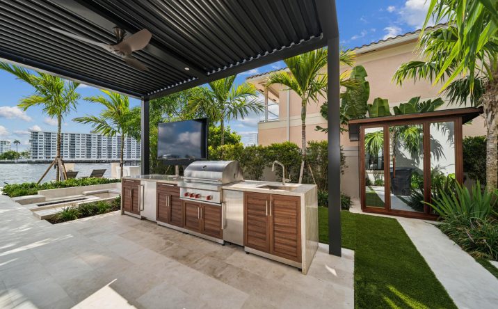 Intercoastal Oasis Outdoor Kitchen